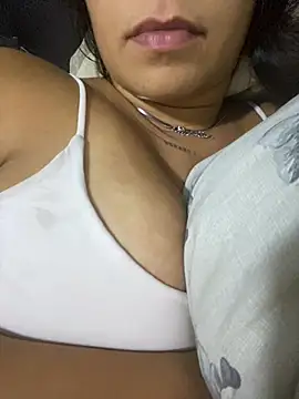 Snapshot of Nini_ chatting on January 16, 2026, 2:26 am Nini online show from January 16, 2026, 2:26 am