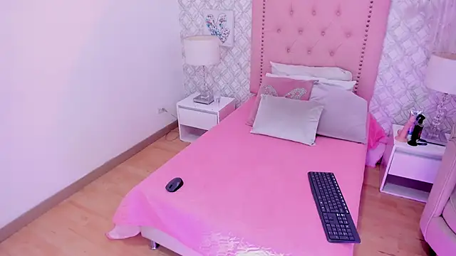 Snapshot of amber__ferrera chatting on January 10, 2026, 7:42 pm amber ferrera online show from January 10, 2026, 7:42 pm