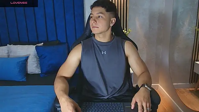 Snapshot of Noah_Clarkk chatting on June 26, 2026, 5:41 pm Noah Clarkk online show from June 26, 2026, 5:41 pm