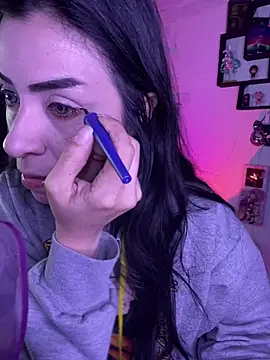 Snapshot of Sky_Girl_LS chatting on February 20, 2026, 3:36 am Sky Girl LS online show from February 20, 2026, 3:36 am