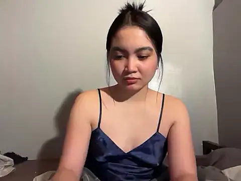 Snapshot of Nanalicious_69 chatting on June 4, 2026, 7:18 pm Nanalicious 69 online show from June 4, 2026, 7:18 pm