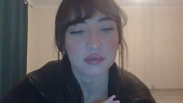 Snapshot of LexiSpicy chatting on February 4, 2026, 5:30 pm LexiSpicy online show from February 4, 2026, 5:30 pm