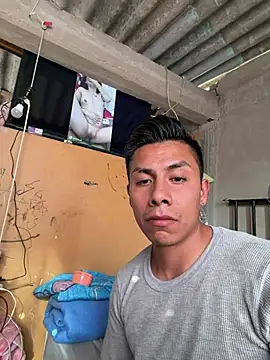 Snapshot of Marko-18 chatting on February 14, 2026, 10:32 pm Marko-18 online show from February 14, 2026, 10:32 pm