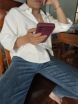 Sweet-Berryy online show from July 7, 2026, 3:42 am