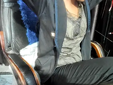 Snapshot of Priya_Sengar chatting on January 8, 2026, 3:23 am Priya Sengar online show from January 8, 2026, 3:23 am