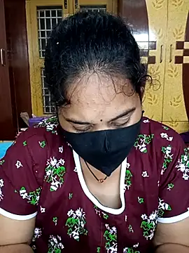 maduri   online show from March 14, 2026, 4:57 pm