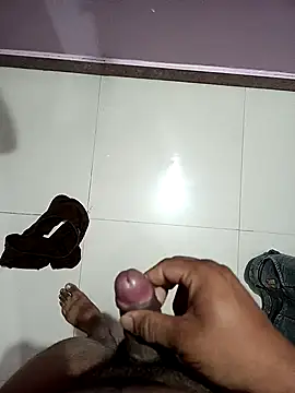 Snapshot of notyg240 chatting on March 19, 2026, 8:58 am notyg240 online show from March 19, 2026, 8:58 am