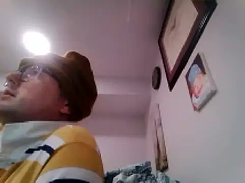 Snapshot of nobored chatting on January 14, 2026, 2:20 pm nobored online show from January 14, 2026, 2:20 pm