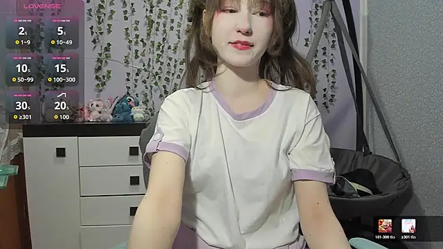 Snapshot of Yoonhee_ki chatting on May 4, 2026, 6:11 pm Yoonhee ki online show from May 4, 2026, 6:11 pm