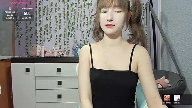 Snapshot of Yoonhee_ki chatting on May 15, 2026, 9:13 pm Yoonhee ki online show from May 15, 2026, 9:13 pm