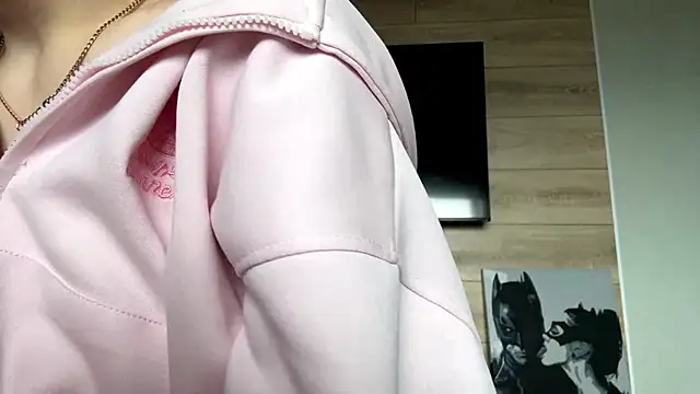 Snapshot of lisa_montana chatting on April 7, 2026, 8:27 am lisa montana online show from April 7, 2026, 8:27 am