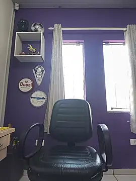 morenoteza0 online show from February 6, 2026, 6:48 pm