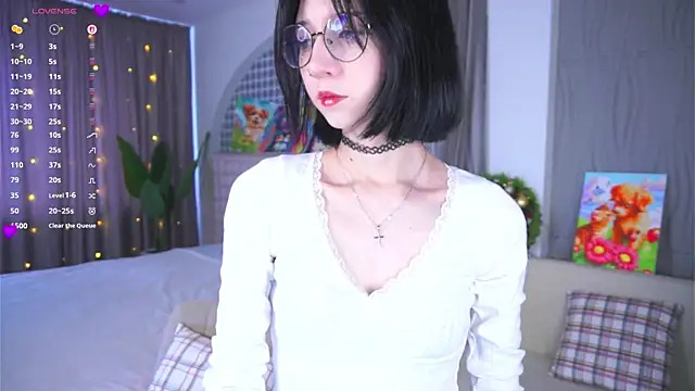 DeliaLoma online show from February 10, 2026, 5:50 am