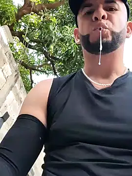 PIGHIGHDIRTY p0 online show from May 14, 2026, 8:06 pm