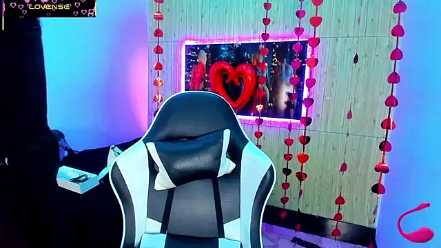 dolly boob online show from March 3, 2026, 4:08 am