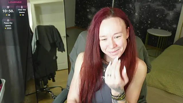 Snapshot of Spoty_Kate_ chatting on April 6, 2026, 1:12 am Spoty Kate online show from April 6, 2026, 1:12 am