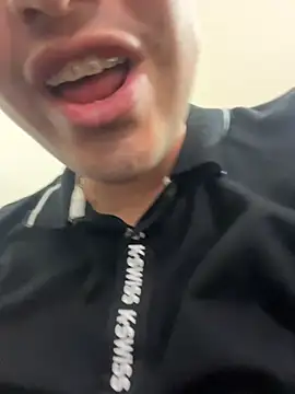 mamitasirena online show from January 16, 2026, 11:20 pm