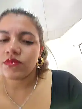 Snapshot of Ivy_enjoy chatting on May 9, 2026, 7:06 pm Ivy enjoy online show from May 9, 2026, 7:06 pm