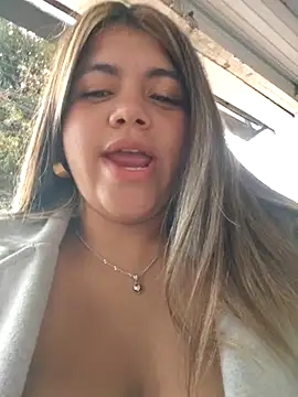 Snapshot of Ivy_enjoy chatting on April 30, 2026, 7:43 pm Ivy enjoy online show from April 30, 2026, 7:43 pm