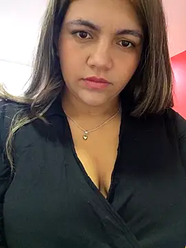 Snapshot of Ivy_enjoy chatting on April 24, 2026, 5:48 pm Ivy enjoy online show from April 24, 2026, 5:48 pm