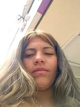 Snapshot of Ivy_enjoy chatting on April 22, 2026, 6:47 pm Ivy enjoy online show from April 22, 2026, 6:47 pm