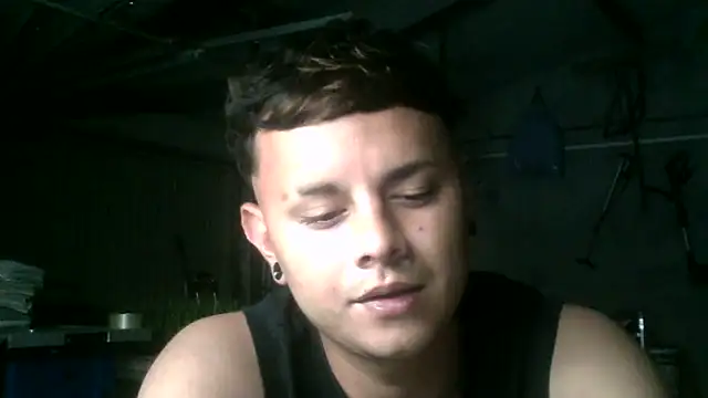 Snapshot of Sickbooy69 chatting on April 19, 2026, 9:17 pm Sickbooy69 online show from April 19, 2026, 9:17 pm