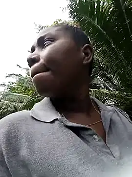 Snapshot of bonita_ chatting on May 19, 2026, 2:13 pm bonita online show from May 19, 2026, 2:13 pm