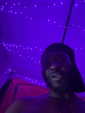 Cantgetenough0069 online show from April 13, 2026, 7:23 am