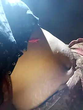 Snapshot of mantraverma chatting on April 6, 2026, 8:15 am mantraverma online show from April 6, 2026, 8:15 am