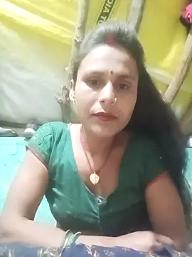 Snapshot of Cuty_priti chatting on March 18, 2026, 5:03 pm Cuty priti online show from March 18, 2026, 5:03 pm