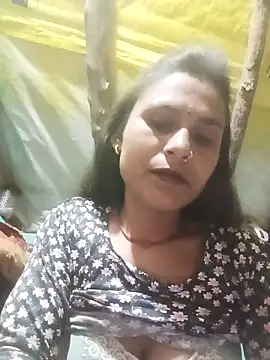 Snapshot of Cuty_priti chatting on March 19, 2026, 6:19 pm Cuty priti online show from March 19, 2026, 6:19 pm