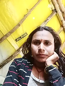 Snapshot of Cuty_priti chatting on January 12, 2026, 4:19 am Cuty priti online show from January 12, 2026, 4:19 am