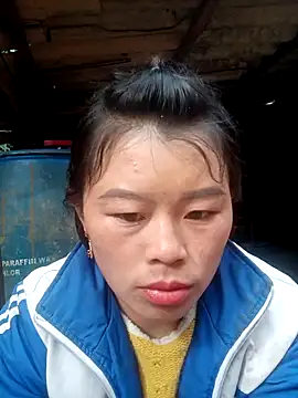 Snapshot of chloe-ri chatting on December 23, 2025, 6:45 am chloe-ri online show from December 23, 2025, 6:45 am