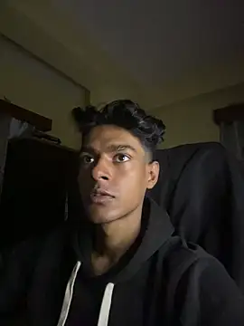 Snapshot of tooexpensive chatting on February 15, 2026, 2:16 pm tooexpensive online show from February 15, 2026, 2:16 pm