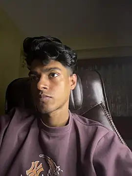 Snapshot of tooexpensive chatting on February 17, 2026, 1:30 pm tooexpensive online show from February 17, 2026, 1:30 pm