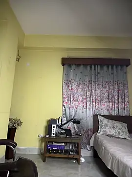 tooexpensive online show from April 3, 2026, 12:55 pm