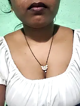 Snapshot of Eashita_01 chatting on January 19, 2026, 1:37 pm Eashita 01 online show from January 19, 2026, 1:37 pm