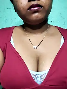 Snapshot of Eashita_01 chatting on February 7, 2026, 7:22 pm Eashita 01 online show from February 7, 2026, 7:22 pm