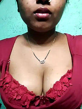 Snapshot of Eashita_01 chatting on February 17, 2026, 2:42 am Eashita 01 online show from February 17, 2026, 2:42 am