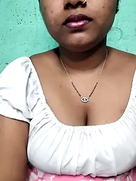 Snapshot of Eashita_01 chatting on February 12, 2026, 6:13 am Eashita 01 online show from February 12, 2026, 6:13 am