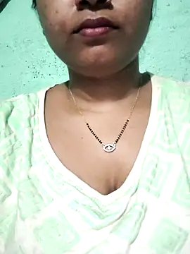 Snapshot of Eashita_01 chatting on February 23, 2026, 1:40 am Eashita 01 online show from February 23, 2026, 1:40 am