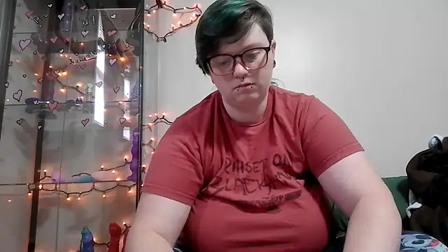 Snapshot of Pupghostt chatting on February 6, 2026, 1:18 pm Pupghostt online show from February 6, 2026, 1:18 pm