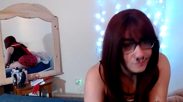 Snapshot of GabbyDaniella chatting on May 10, 2026, 8:51 am GabbyDaniella online show from May 10, 2026, 8:51 am
