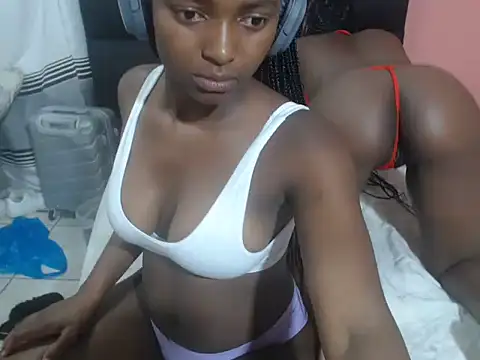 JuicyBerrie online show from January 7, 2026, 10:48 pm