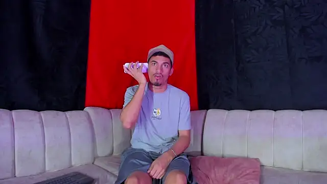 BrownieLoverss online show from February 20, 2026, 11:12 am