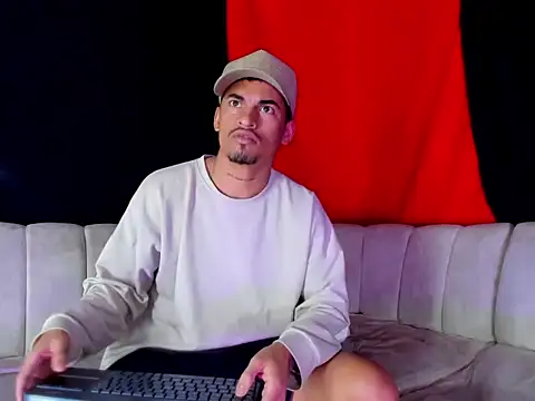 BrownieLoverss online show from February 9, 2026, 11:19 am