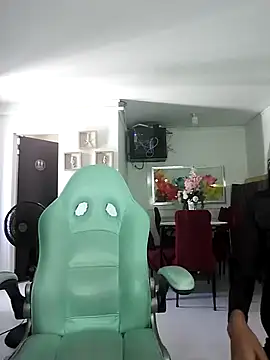 CherylandToni online show from April 3, 2026, 3:07 pm