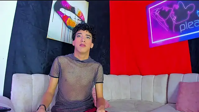 Snapshot of Pleasure_boys_hot chatting on January 8, 2026, 7:20 pm Pleasure boys hot online show from January 8, 2026, 7:20 pm