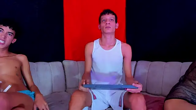 Snapshot of Pleasure_boys_hot chatting on February 13, 2026, 7:25 pm Pleasure boys hot online show from February 13, 2026, 7:25 pm