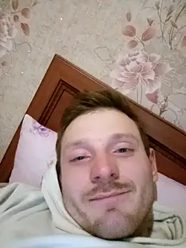 Snapshot of vanhotsexx chatting on December 20, 2025, 11:29 pm vanhotsexx online show from December 20, 2025, 11:29 pm